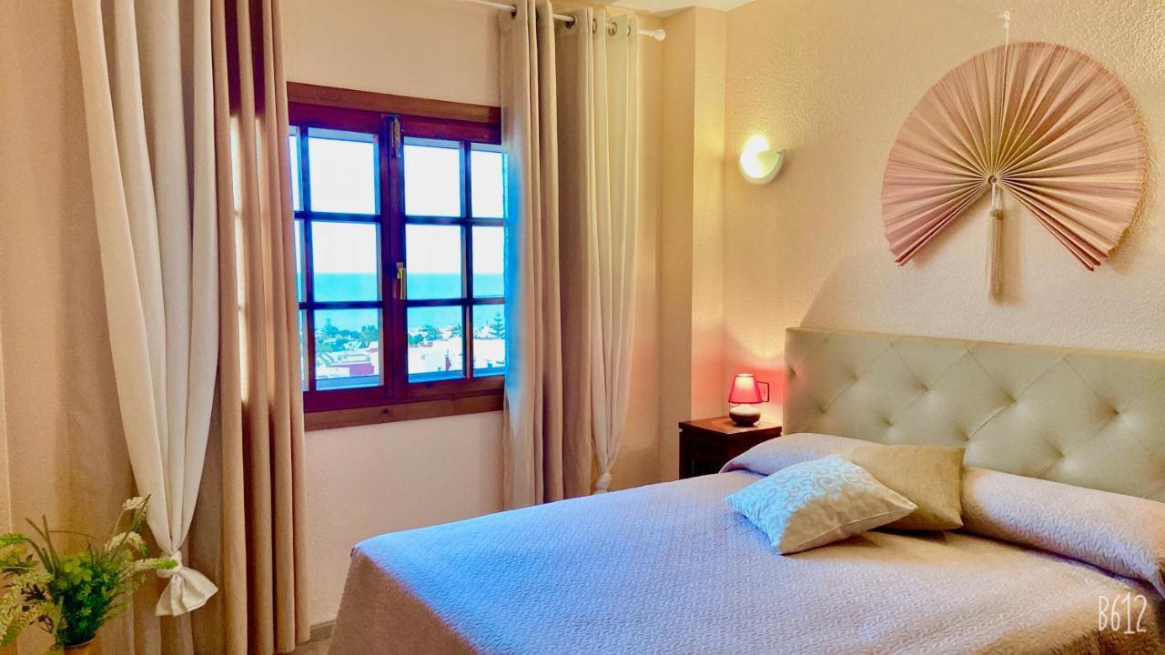 Beautiful Apartment Near Lamata Beach With Panorama Sea View!!! Торрев'єха Екстер'єр фото