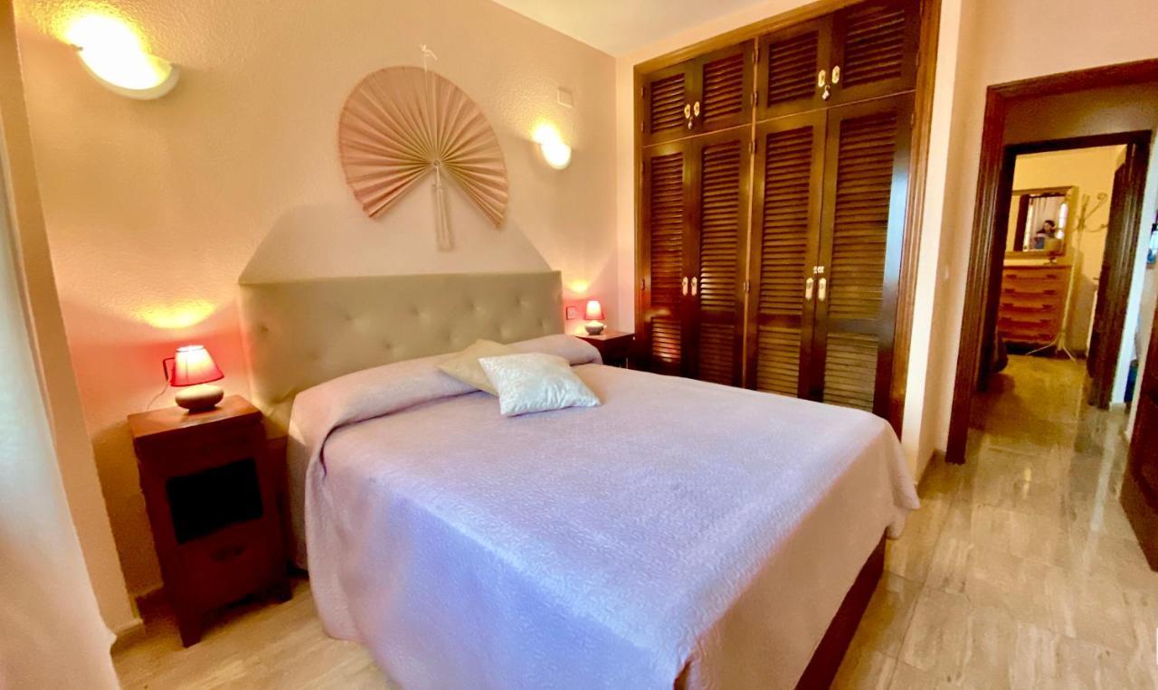 Beautiful Apartment Near Lamata Beach With Panorama Sea View!!! Торрев'єха Екстер'єр фото