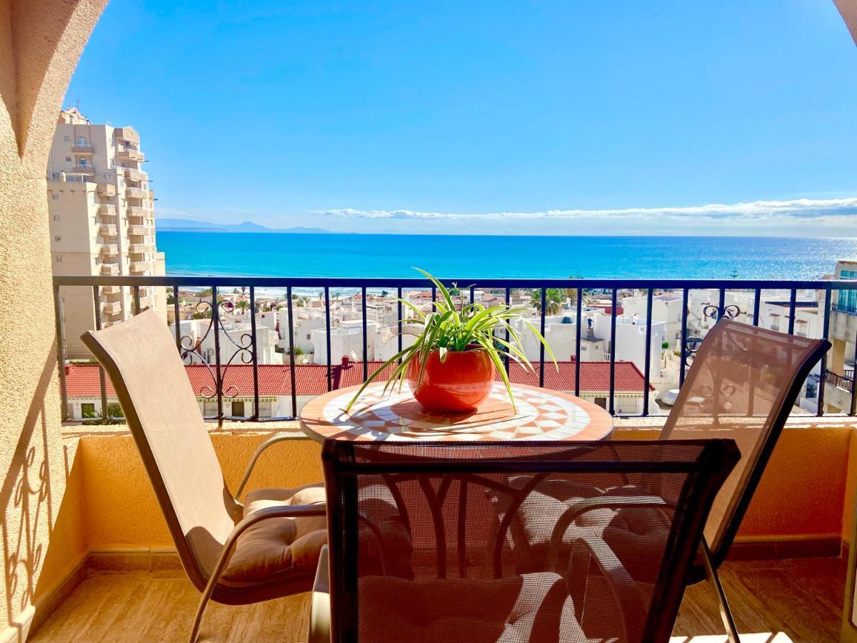 Beautiful Apartment Near Lamata Beach With Panorama Sea View!!! Торрев'єха Екстер'єр фото