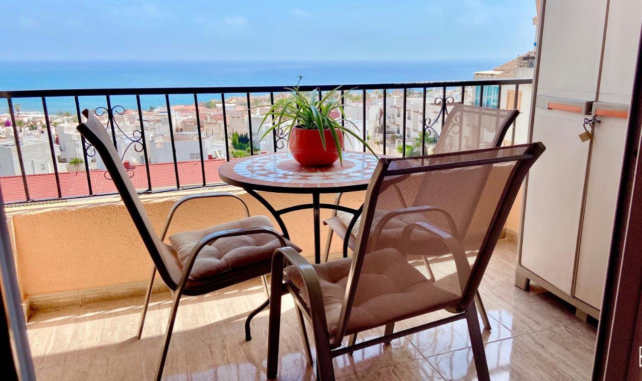 Beautiful Apartment Near Lamata Beach With Panorama Sea View!!! Торрев'єха Екстер'єр фото